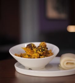 Utazi kitchen And Bar
