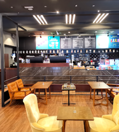 Milestones Coffee Al Wahda Mall – Cafe