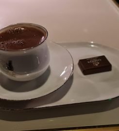 HuQQa Dubai Mall – Best Shisha Lounge & Turkish Restaurant Dubai